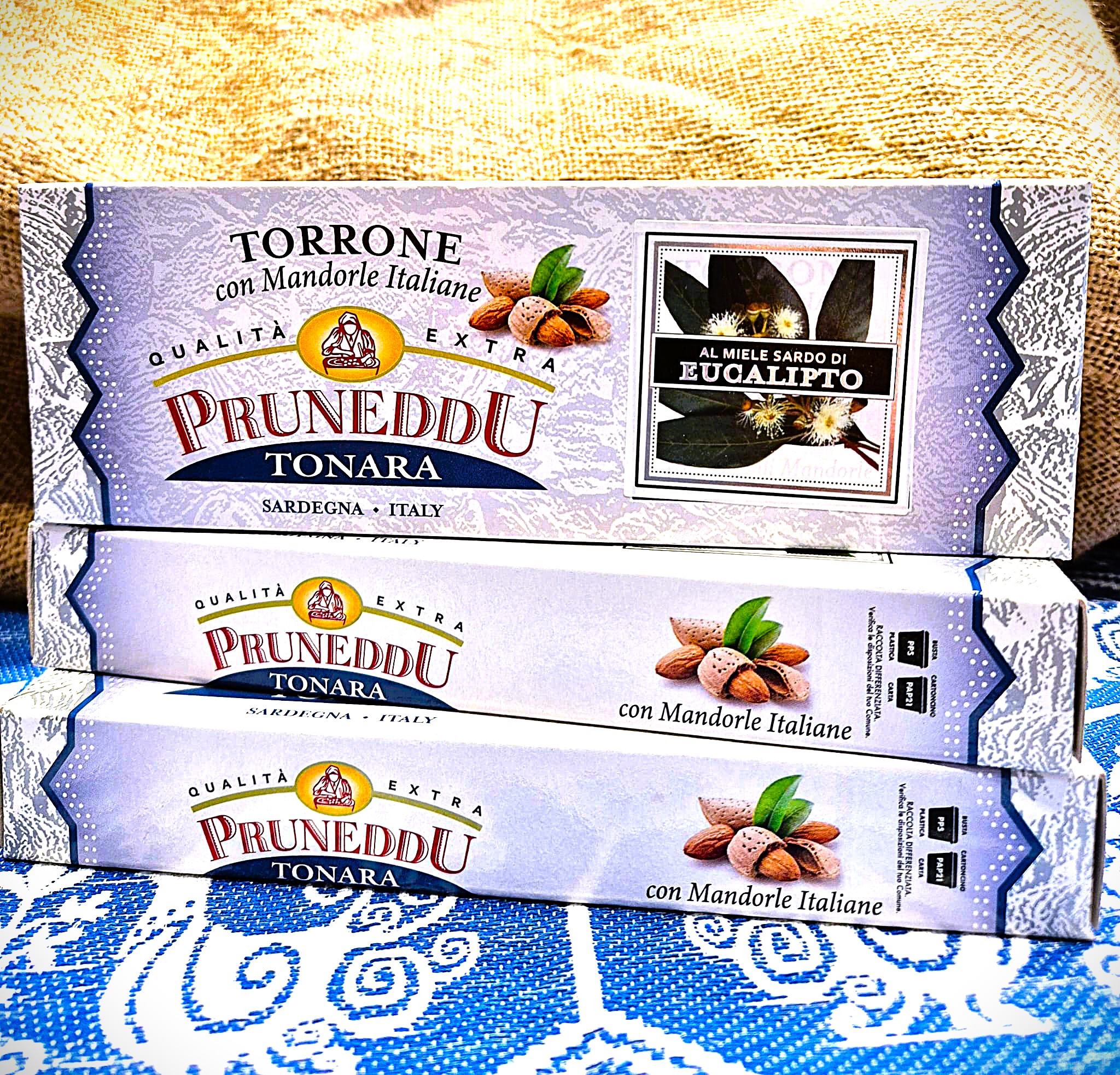 NOUGAT WITH EXTRA ALMOND & EUCALYPTUS HONEY-PRUNEDDU-150gr